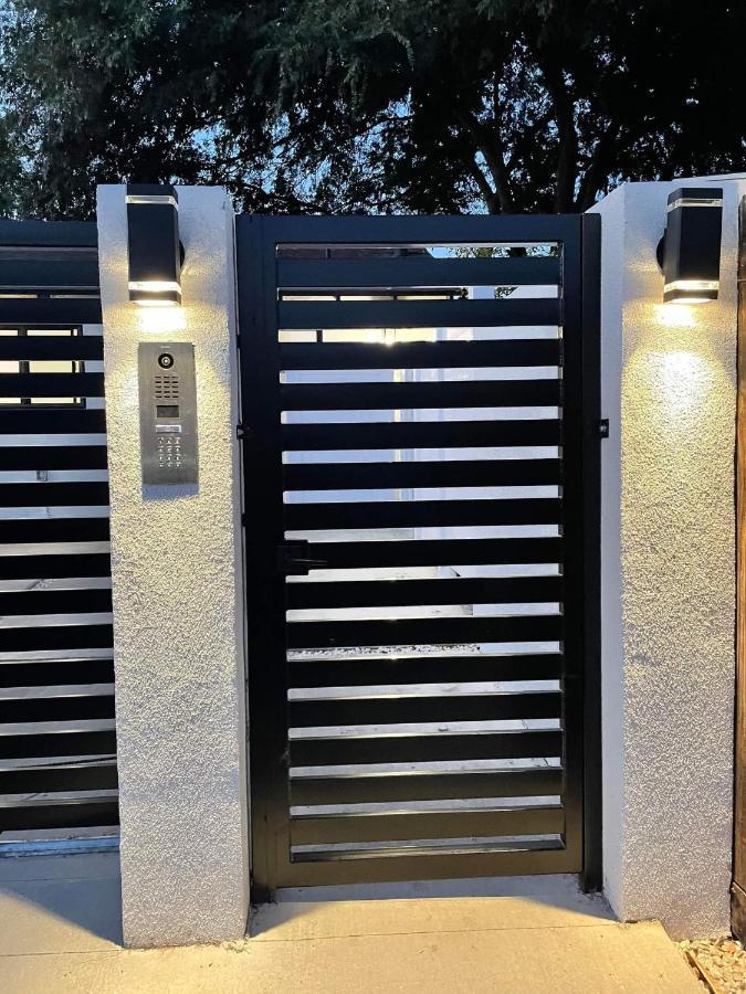 Gated Private House With Own Parking Sherman Oaks Los Angeles Luaran gambar