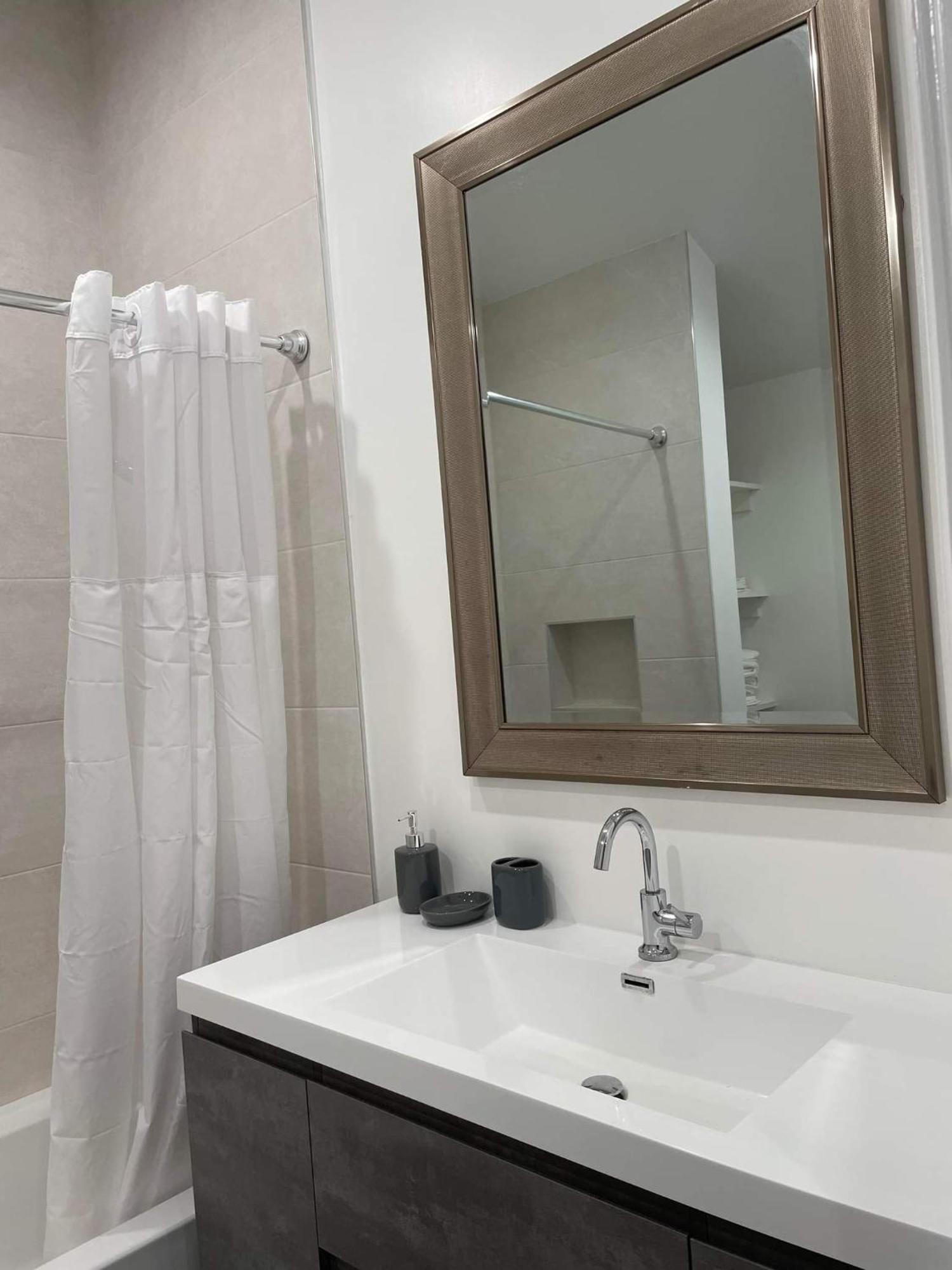 Gated Private House With Own Parking Sherman Oaks Los Angeles Luaran gambar